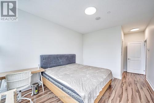 108 - 55 Eglinton Avenue W, Mississauga, ON - Indoor Photo Showing Bedroom