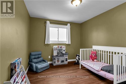 19448 County Road 2 Road, South Glengarry, ON - Indoor Photo Showing Bedroom