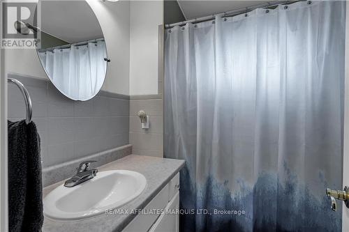 19448 County Road 2 Road, South Glengarry, ON - Indoor Photo Showing Bathroom