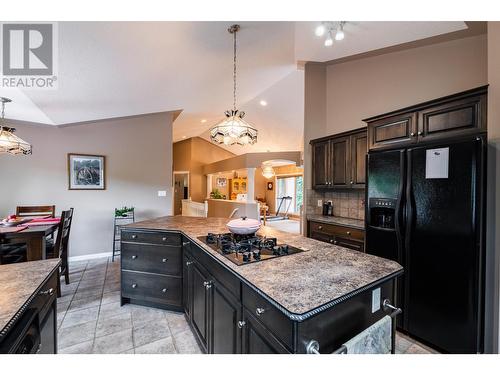 3435 Bodard  Drive, Nelson, BC - Indoor Photo Showing Kitchen