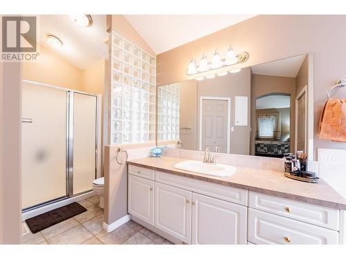 3435 Bodard  Drive, Nelson, BC - Indoor Photo Showing Bathroom