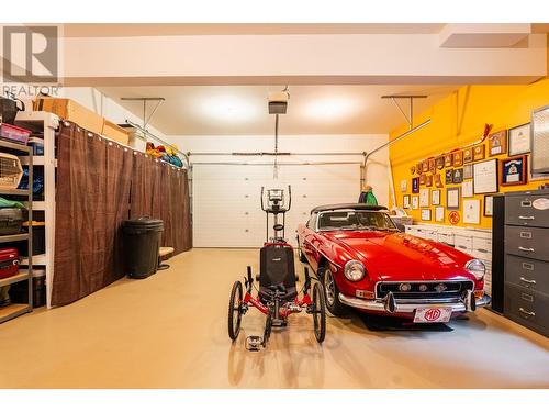 3435 Bodard  Drive, Nelson, BC - Indoor Photo Showing Garage