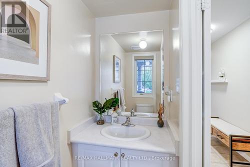 187 Hawkview Boulevard, Vaughan, ON - Indoor Photo Showing Bathroom