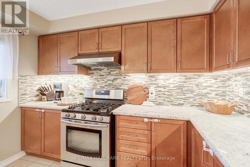 187 Hawkview Boulevard, Vaughan, ON - Indoor Photo Showing Kitchen