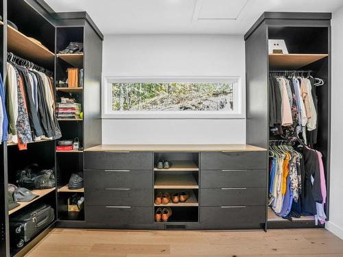 Bedroom - 56 Ch. Du Haut-Bois, Val-Des-Monts, QC - Indoor With Storage