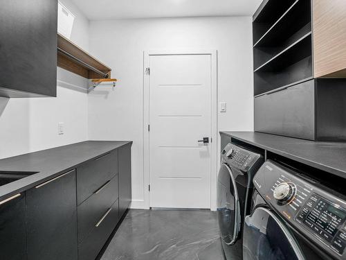 Laundry room - 56 Ch. Du Haut-Bois, Val-Des-Monts, QC - Indoor Photo Showing Laundry Room