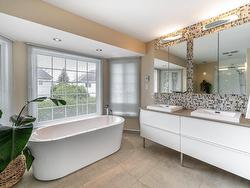 Ensuite bathroom - 