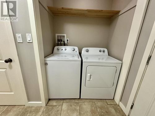 5006 Canium Court, 108 Mile Ranch, BC - Indoor Photo Showing Laundry Room