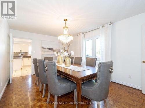 32 Queens College Drive, Richmond Hill, ON - Indoor Photo Showing Dining Room