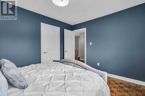 5 Cornerstone Court, Caledon, ON - Indoor Photo Showing Bedroom