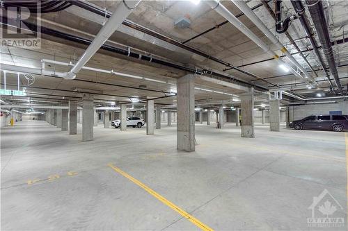 397 Codd'S Road Unit#204, Ottawa, ON - Indoor Photo Showing Garage