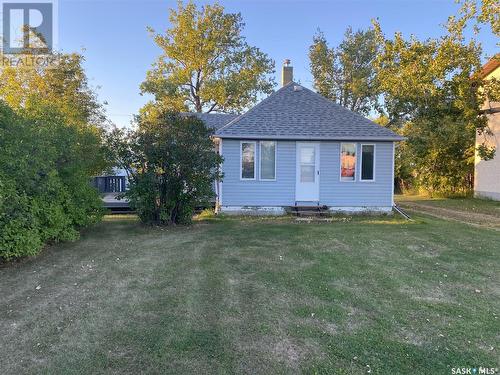 301 Shurygalo Road, Bienfait, SK - Outdoor