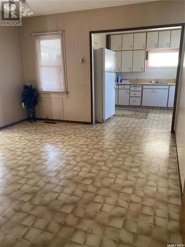 301 Shurygalo Road, Bienfait, SK - Indoor Photo Showing Kitchen