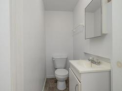 Powder room - 