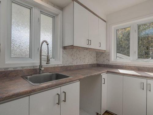 Kitchen - 234 Rue St-Janvier, Weedon, QC - Indoor Photo Showing Kitchen