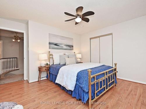 74 Old Yonge St, Aurora, ON - Indoor Photo Showing Bedroom