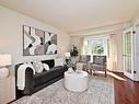 74 Old Yonge St, Aurora, ON  - Indoor Photo Showing Living Room 