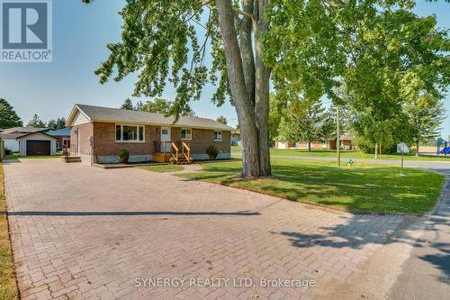 32 Clark Street, Strathroy-Caradoc (Melbourne), ON - Outdoor