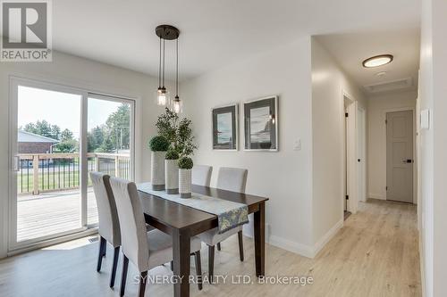 Dining Area - 32 Clark Street, Strathroy-Caradoc (Melbourne), ON - Indoor Photo Showing Dining Room