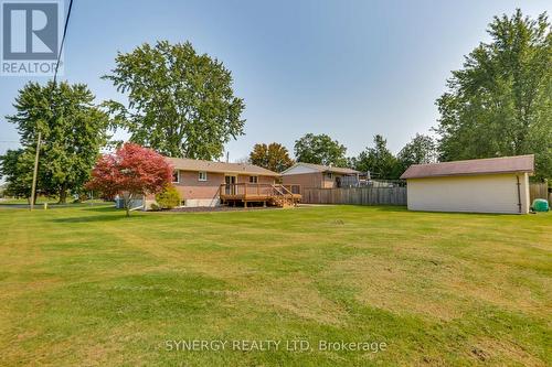 Large Backyard - 32 Clark Street, Strathroy-Caradoc (Melbourne), ON - Outdoor