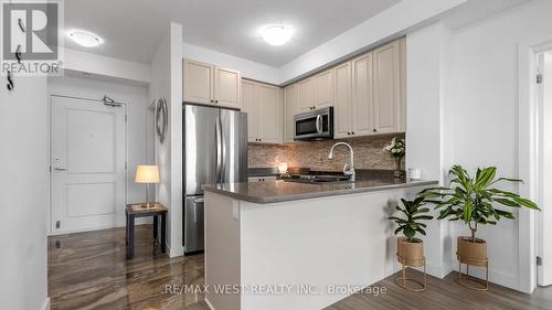 131 - 101 Shoreview Place, Hamilton, ON - Indoor Photo Showing Kitchen