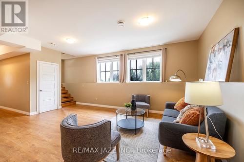 23 Bayview Drive, Greater Napanee, ON - Indoor Photo Showing Living Room