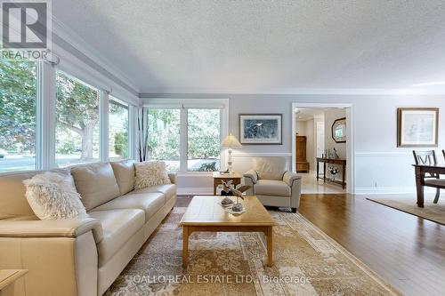 193 Church Street, Markham, ON - Indoor Photo Showing Living Room