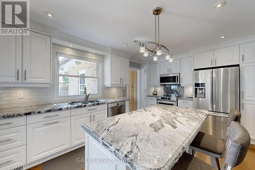 193 Church Street, Markham, ON - Indoor Photo Showing Kitchen With Upgraded Kitchen