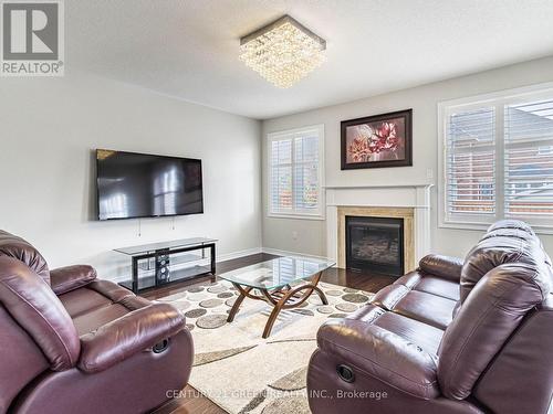 499 Dougall Avenue, Caledon, ON - Indoor Photo Showing Living Room With Fireplace