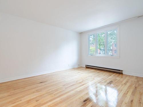 Living room - 4110  - 4112 Av. Carlton, Montréal (Côte-Des-Neiges/Notre-Dame-De-Grâce), QC - Indoor Photo Showing Other Room