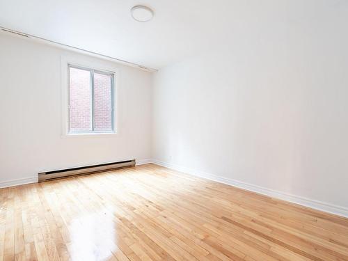 Bedroom - 4110  - 4112 Av. Carlton, Montréal (Côte-Des-Neiges/Notre-Dame-De-Grâce), QC - Indoor Photo Showing Other Room