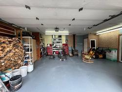 Garage - 