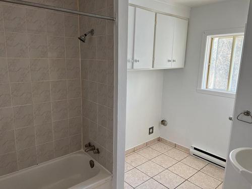 Other - 1058  - 1064 Ch. Laurin, Lachute, QC - Indoor Photo Showing Bathroom