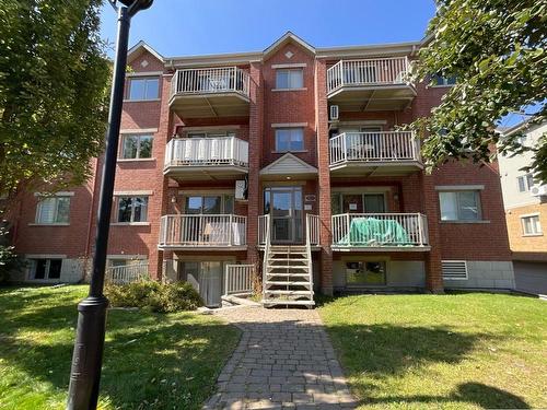 Frontage - 301-16245 Rue Eugénie-Tessier, Montréal (Rivière-Des-Prairies/Pointe-Aux-Trembles), QC - Outdoor With Balcony With Facade