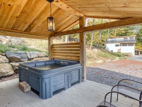 Hot tub - 144 Ch. Des Aigles, Nominingue, QC - Outdoor With Exterior