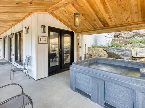 Hot tub - 144 Ch. Des Aigles, Nominingue, QC -  Photo Showing Other Room