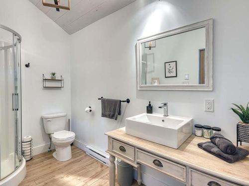 Bathroom - 144 Ch. Des Aigles, Nominingue, QC - Indoor Photo Showing Bathroom