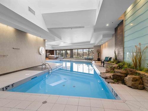 Pool - 1706-70 Rue De La Barre, Longueuil (Le Vieux-Longueuil), QC - Indoor Photo Showing Other Room With In Ground Pool