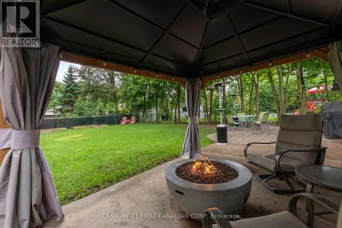 67 Broadway Avenue, London, ON - Outdoor With Deck Patio Veranda