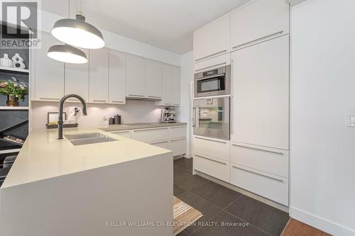 Ph09 - 500 Richmond Street W, Toronto, ON - Indoor Photo Showing Kitchen With Double Sink