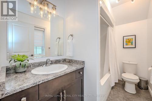 22B - 146 Downey Road, Guelph, ON - Indoor Photo Showing Bathroom