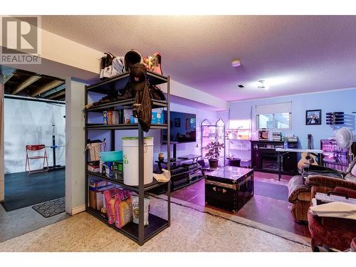 495 Donhauser Road, Kelowna, BC - Indoor