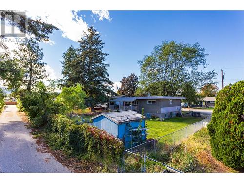 495 Donhauser Road, Kelowna, BC - Outdoor