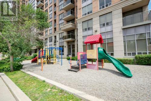 1001 - 55 Strathaven Drive, Mississauga, ON - Outdoor