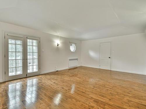 Master bedroom - 2659  - 2661 Ch. Du Village, Saint-Adolphe-D'Howard, QC - Indoor Photo Showing Other Room