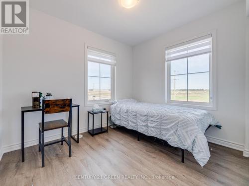 51 - 1317 Leriche Way, Milton, ON - Indoor Photo Showing Bedroom