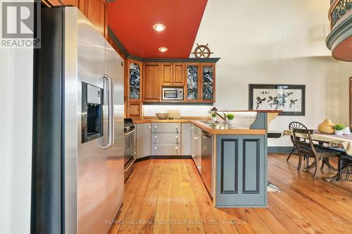 2 - 18 Chapel Street, Cobourg, ON - Indoor Photo Showing Kitchen