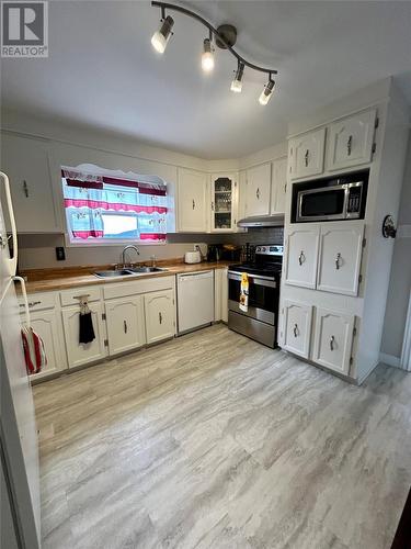 2 Old Settlement Hill, Freshwater Placentia, NL - Indoor Photo Showing Kitchen With Double Sink