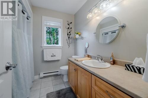 57 St.Thomas Line, Paradise, NL - Indoor Photo Showing Bathroom