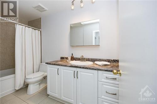 26 Peary Way, Ottawa, ON - Indoor Photo Showing Bathroom